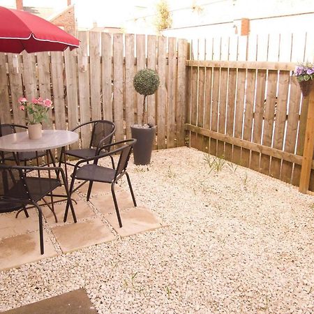York City Centre, Recently Renovated 2 Bedroom Flat Luaran gambar