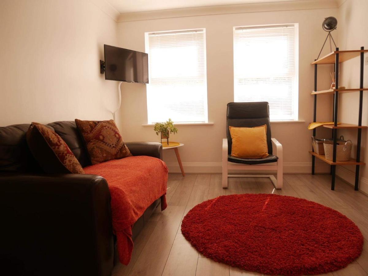York City Centre, Recently Renovated 2 Bedroom Flat Luaran gambar